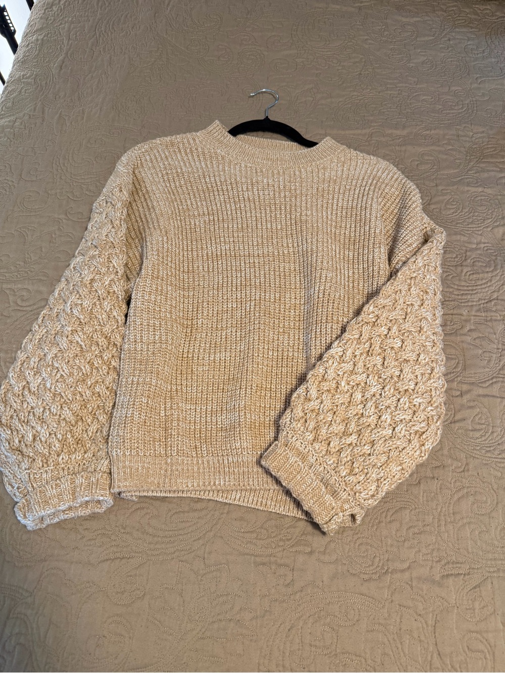 Sanctuary Cream Cable Balloon Sleeve Crewneck Sweater